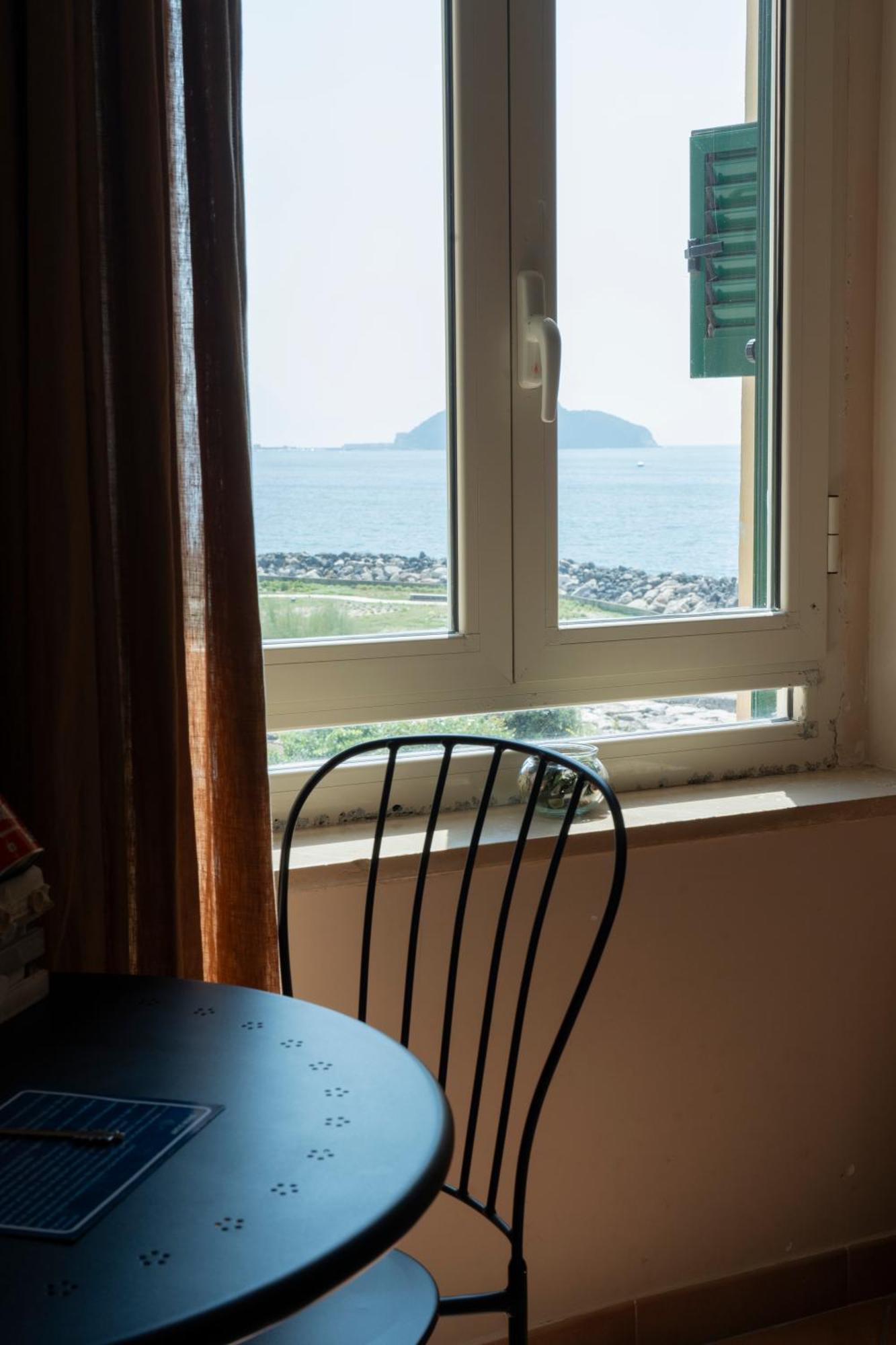 Artis Mare Bed and Breakfast Pozzuoli Eksteriør billede
